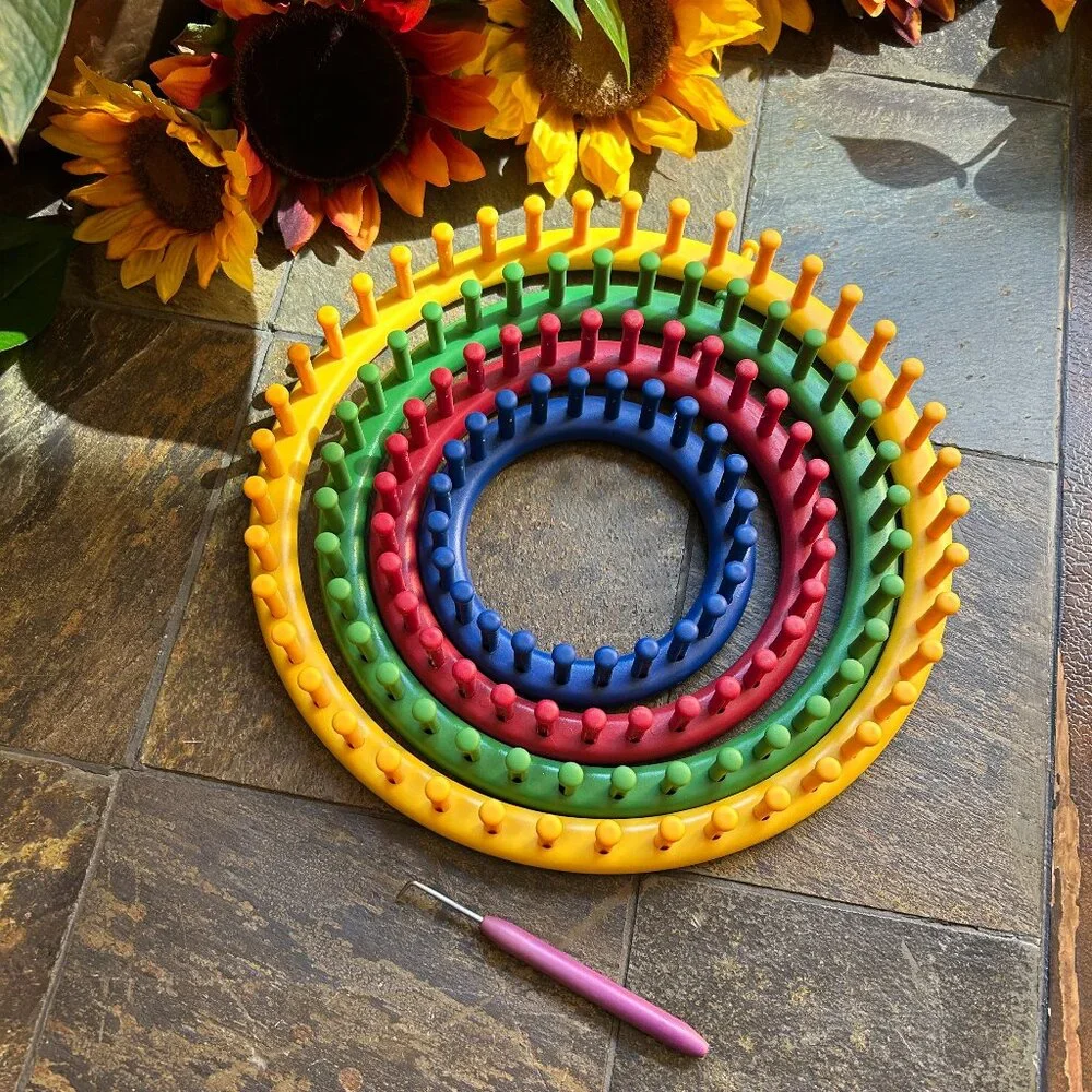 Knifty Knitter Circular Knitting Looms – Set of 4